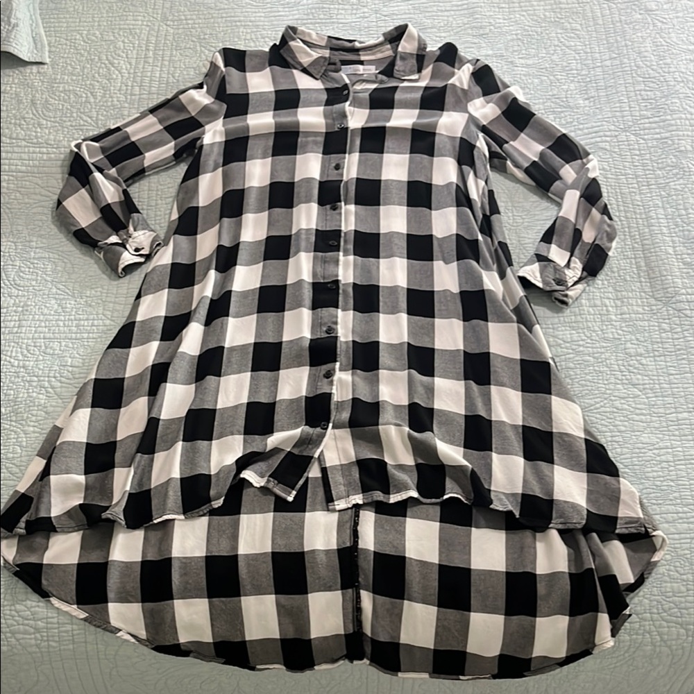 Time and Tru Black and White Plaid Long Sleeve Dress